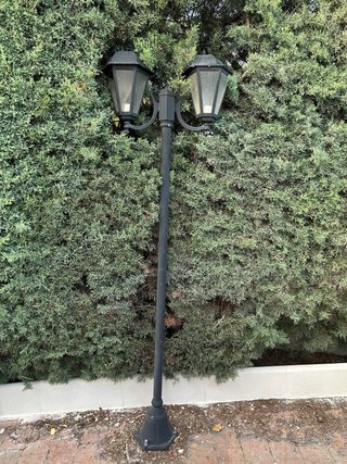 Farola de jardín