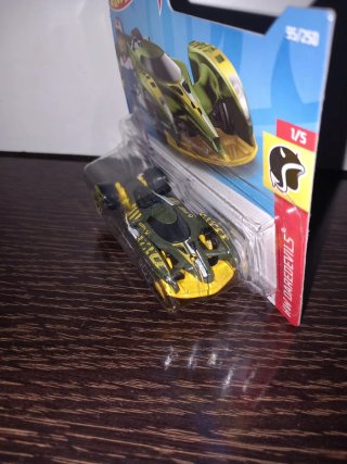 HOTWHEELS