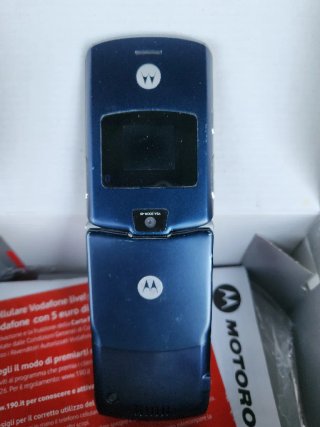 Motorola RAZR V3 Argento/blu