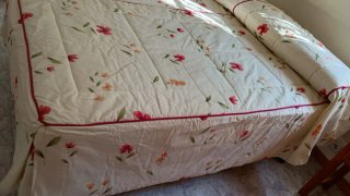 2 Colchas/Edredones 90cm Flores