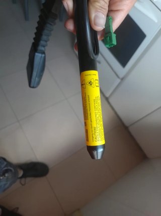Pretensor cinturón seguridad coche