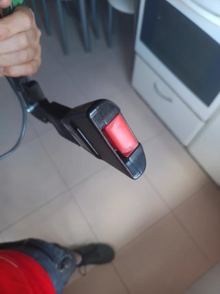 Pretensor cinturón seguridad coche