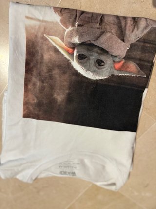 Camiseta Pull&Bear The Child Star Wars