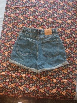 Shorts vaqueros mom cintura alta T.34