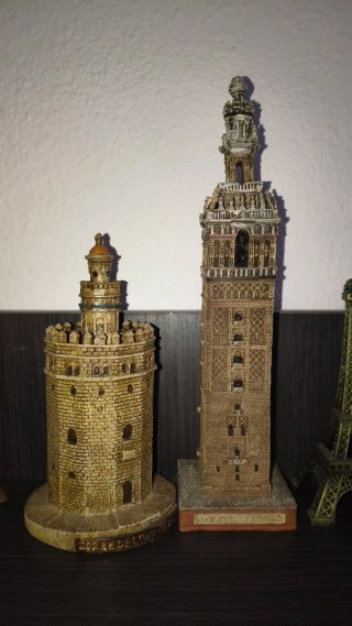 Figuras Decorativas Sevilla