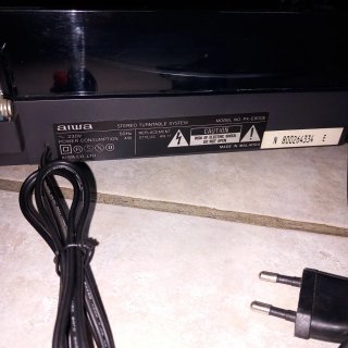 Tocadiscs Aiwa PX-E800.