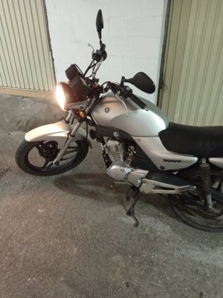 Moto Yamaha YBR 125 2006