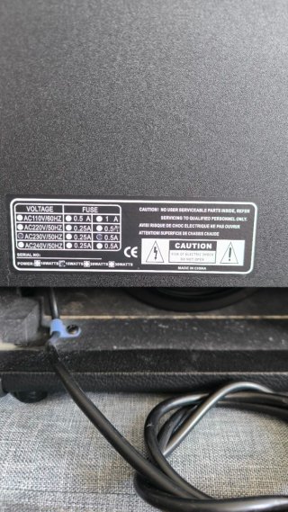 Amplificador Guitarra GA-15S