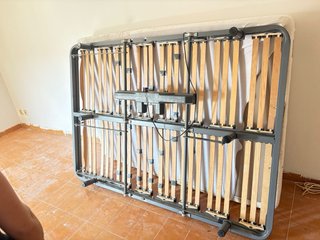 Cama eléctrica con somier articulado