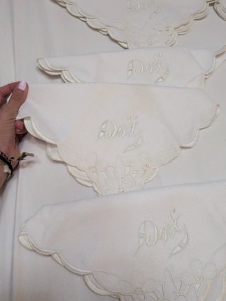 8 servilletas bordadas 'Dori'