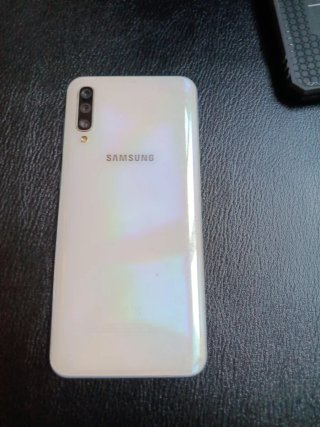 Samsung Galaxy A50