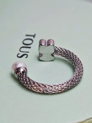 Anillo Oso y Perla artificial .Ajustable.