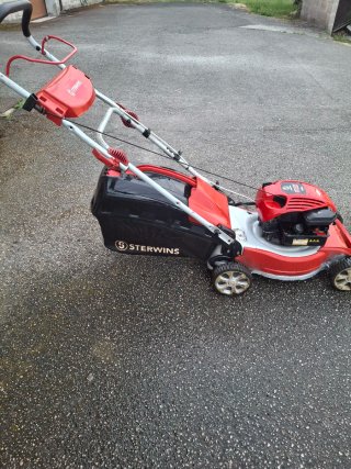 Cortacésped Sterwins Rojo/Gris 420