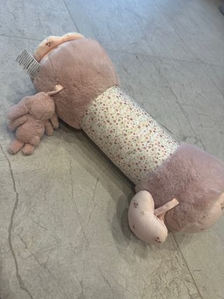 Cojín posicionador para gateo.