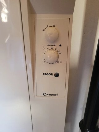 Calefactor Fagor Compact Blanco