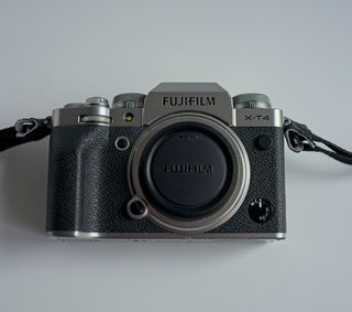 Fujifilm XT-4 Plata + Fujinon 18-55 mm