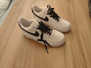 Nike Air Force 1 Blancas y Negras