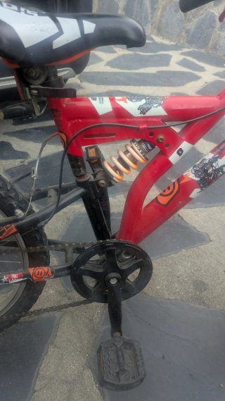 Bicicleta infantil rossa Btwin