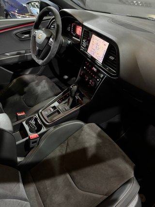 SEAT Leon Cupra R 300 4Drive