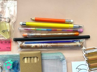 Kit Papelería : Bolígrafos, Stickers y Más