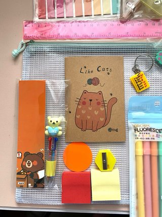 Kit Papelería : Bolígrafos, Stickers y Más