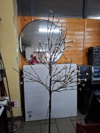 Árbol de luces LED decorativo