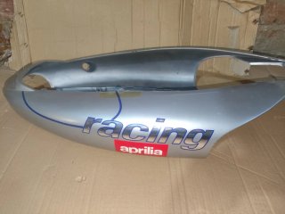 Carenado Bajo Asiento Aprilia SR Plata