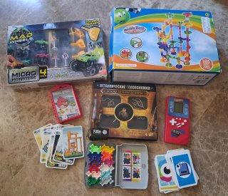 Lote de juegos y juguetes para niños