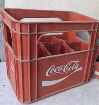 Caja Coca Cola Antigua Roja