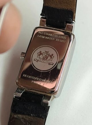 Reloj Festina Tank Cuero y Acero