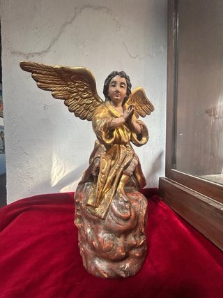 Angel Adorador ojos de cristal 40cm