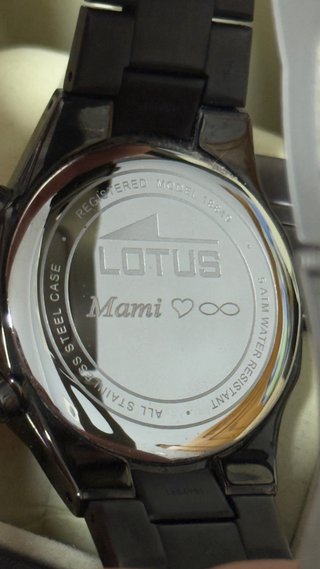 Reloj Lotus