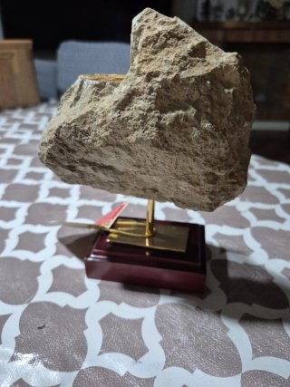 Pirita Cúbica con Peana y Certificado