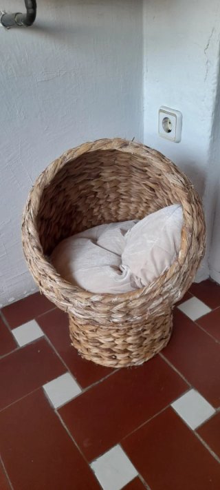 Cama cueva gato mimbre (Cojín original impecable)