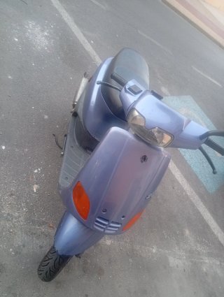 Piaggio Zip Scooter Azul/Gris