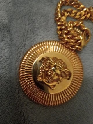 Cadena Versace Dorada