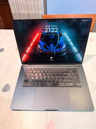 MacBook Air M4 2025 Gris Espacial con Garantía