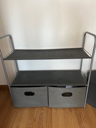 Zapatera de tela y metal gris