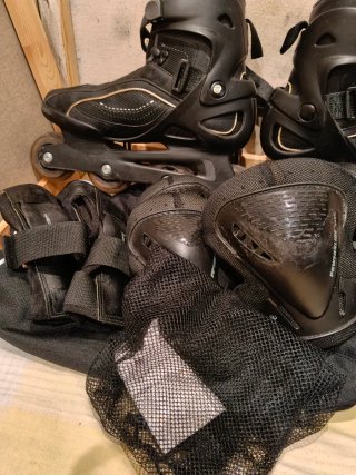 Patines línea Oxelo Talla 42 + Bolsas+Proteccione