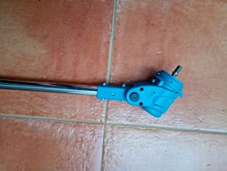 Brazo extensible desbrozadora a batería