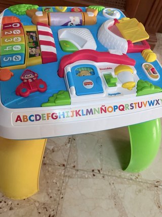 Mesa Actividades Fisher-Price Ríe y Aprende