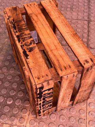 Cajas de madera rústicas antiguas