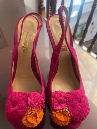 Sandalias Lodi tacón fucsia y naranja