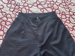 Pantalón culotte fluido Stradivarius