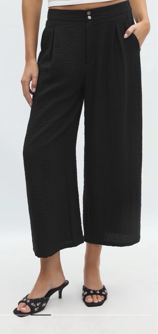 Pantalón culotte fluido Stradivarius