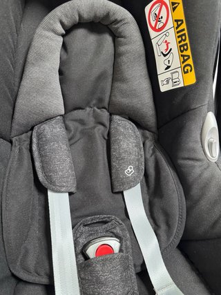 Maxi-Cosi CabrioFix + Adaptadores Bugaboo