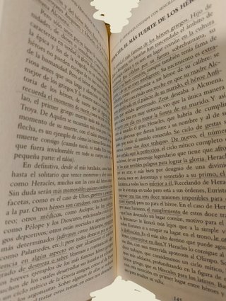 La Mitología contada con sencillez Los mitos so...