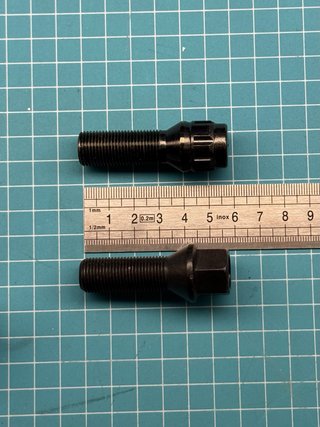 Tornillos para separadores M14 x 1.25 35mm