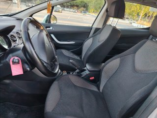 Peugeot 308 VTI 120cv. Pegatina C