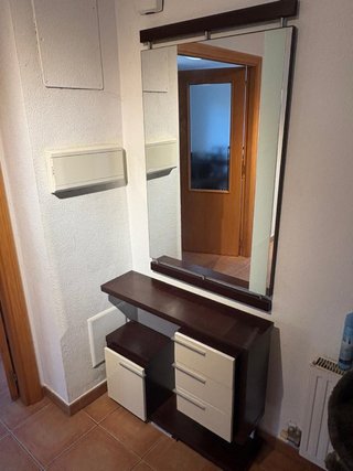 Mueble de entrada madera y cristal